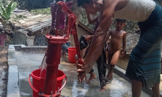 Rohingya Relief installing a tube well to provide clean water for Rohingya communities